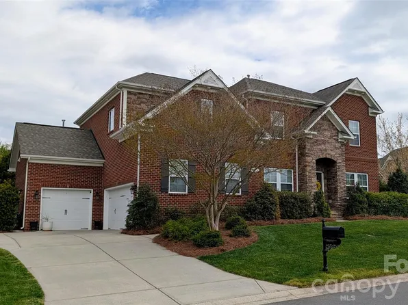 2604 McHanna Point, Tega Cay, SC 29708