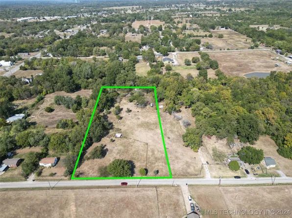 2517 E 51st St N, Tulsa, OK 74130