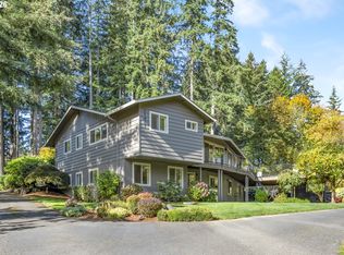 17907 S Edgewood Ln, Oregon City, OR 97045