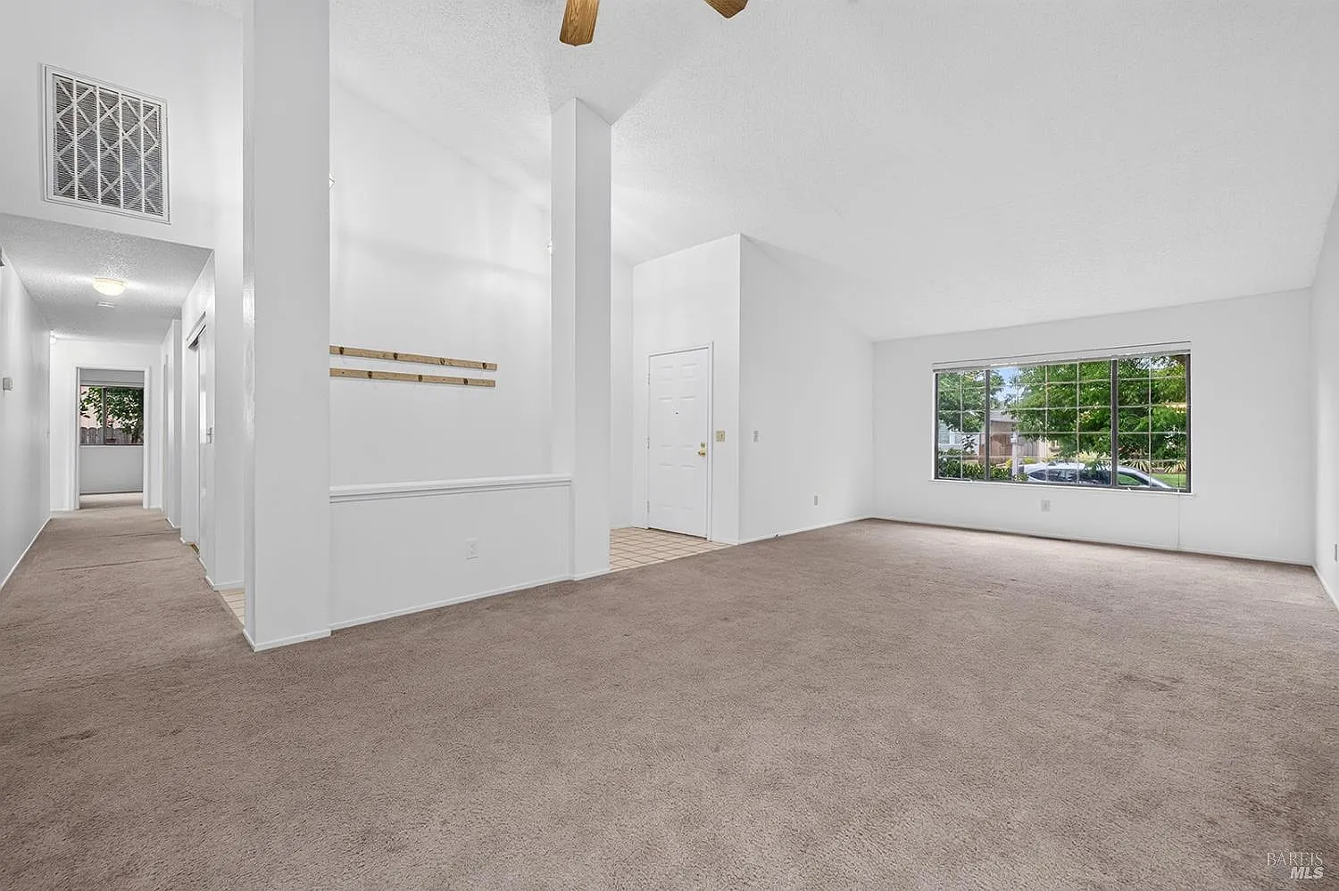 527 Mallory Avenue - Photo 5