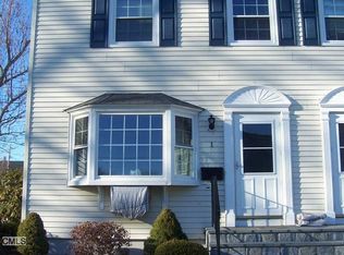 20 Fairview Ave APT 1, Norwalk, CT 06850