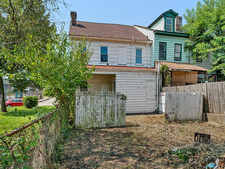 2314 Atmore St — Photo 25