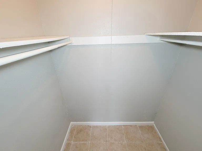 17706 Glenhagen Ct — Photo 18