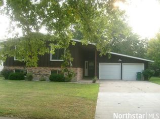 1810 Judd Ave N, Glencoe, MN 55336
