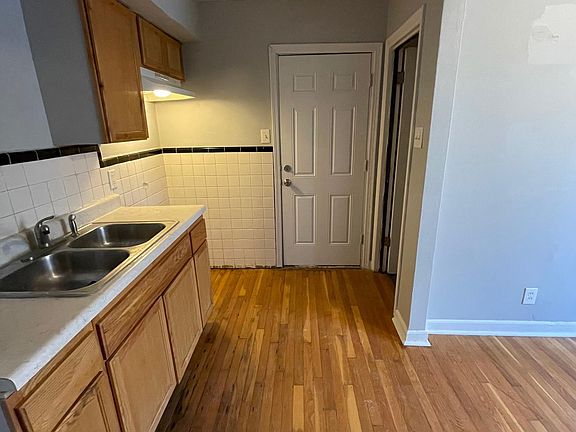2nd image of 7271 Teal Ave