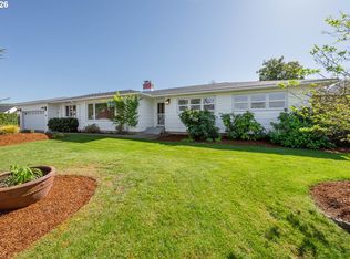 1025 NW Basco Ave, Roseburg, OR 97471