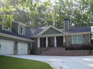 157 Leaf Lake Dr, Suwanee, GA 30024