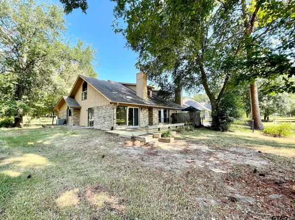 162 Pine Tree #B, Holly Lake Ranch, TX 75765