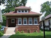 1st image of 823 S 18th Ave
