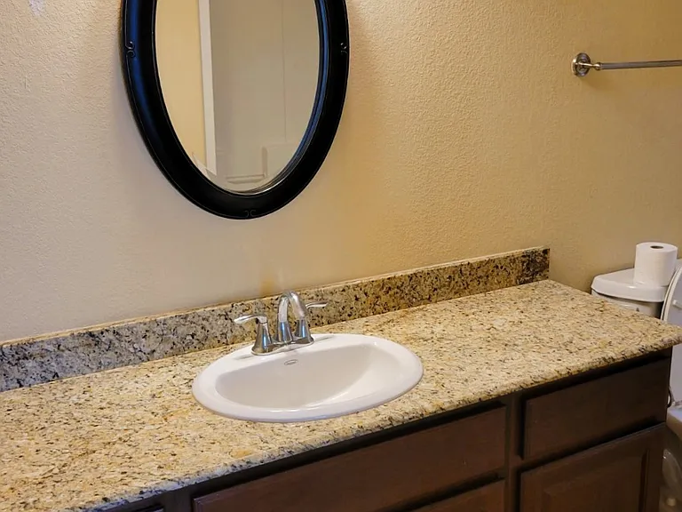 6913 Appomattox Dr — Photo 7