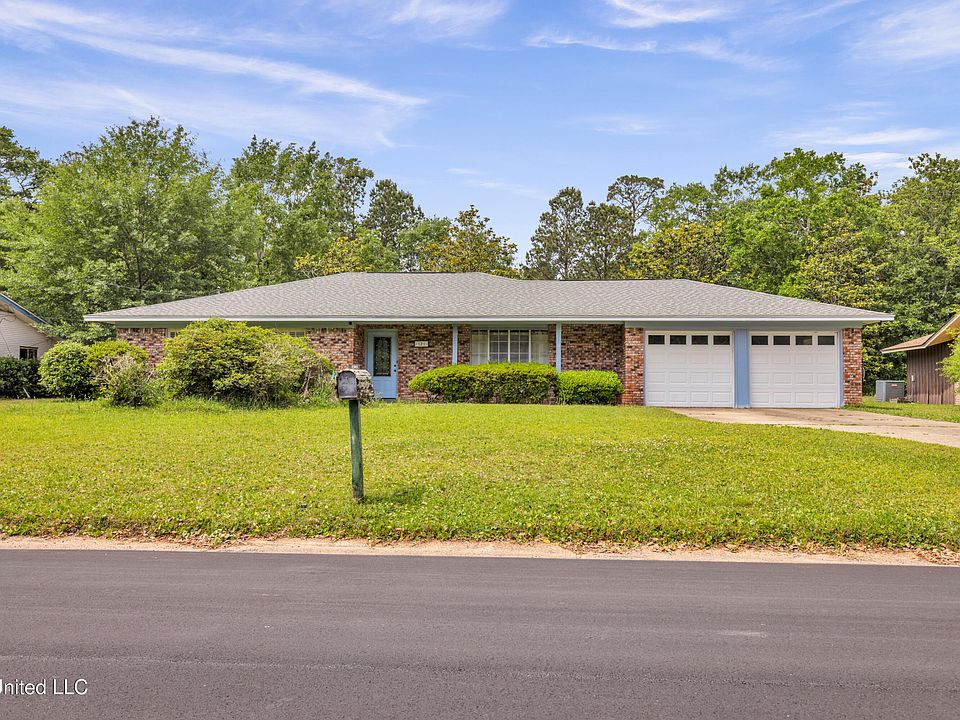 1st image of 121 Edmund Dr