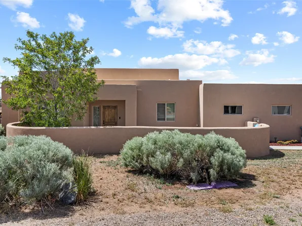 18 Willow Back Rd, Santa Fe, NM 87508