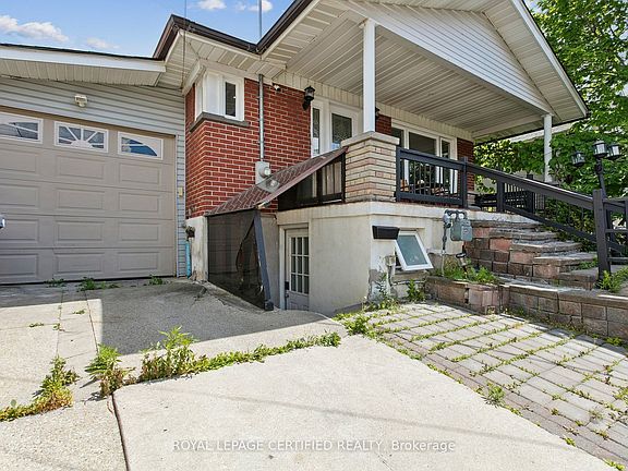 3rd image of 33 Donald Ave