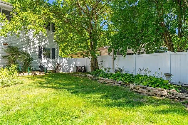 6317 Masthead Dr — Photo 28