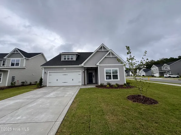 700 Chestoa Trail #61, Aberdeen, NC 28315