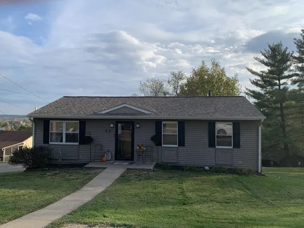 335 Vine St, Logan, OH 43138