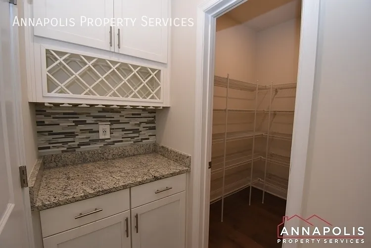 2757 Lady Slipper Rd — Photo 5