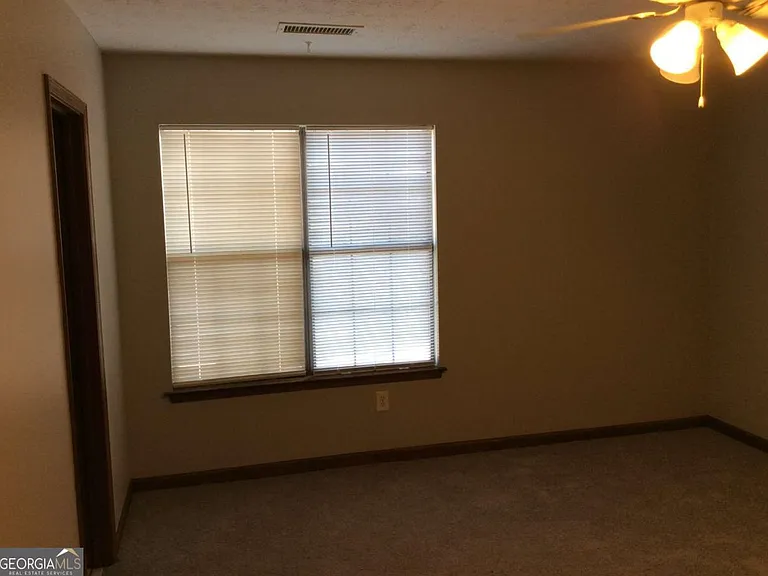 104 Richard Way — Photo 9