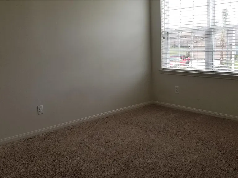 2906 Seacrest Ln — Photo 13