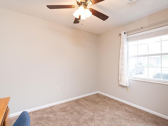 5th image of 3211 Trace Ct