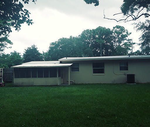 2nd image of 7926 Dubois Dr