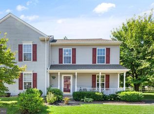 17297 Magic Mountain Dr, Round Hill, VA