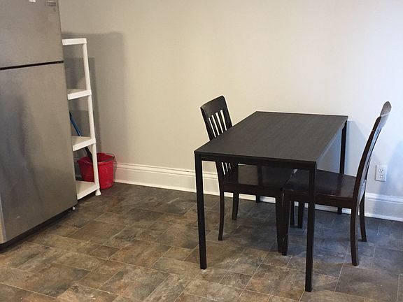 2nd image of 58 Chatham St #2