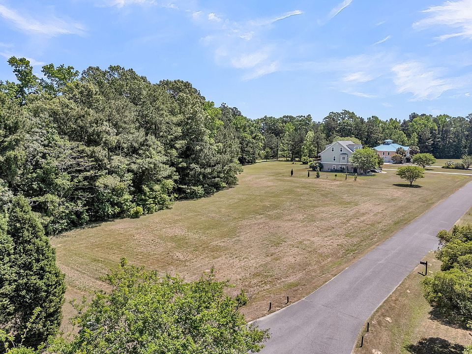 1st image of 107 Boyle Way