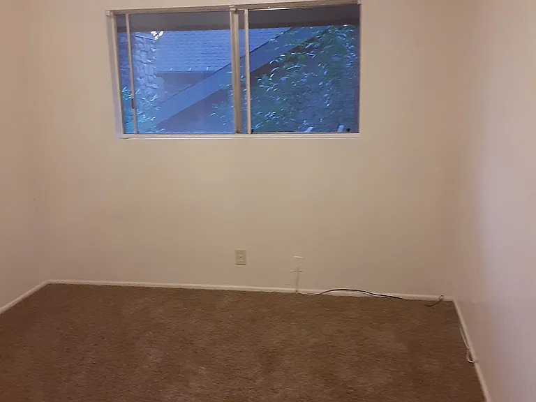 617 Summit Blvd #6 — Photo 7