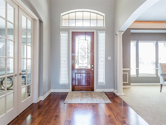 5th image of 4602 Riverglade Ct