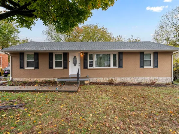 1424 Longview Dr, Bowling Green, KY 42101