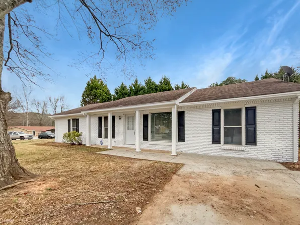 6068 Deerfield Ct, Morrow, GA 30260