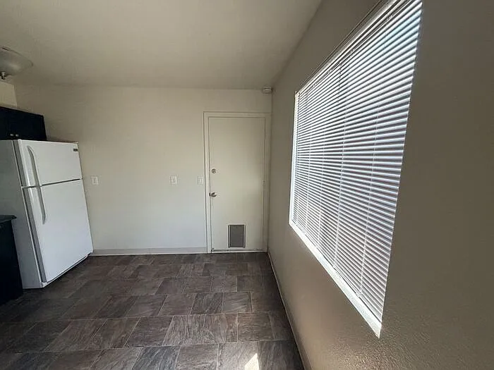 1180 Sutro St #A — Photo 6
