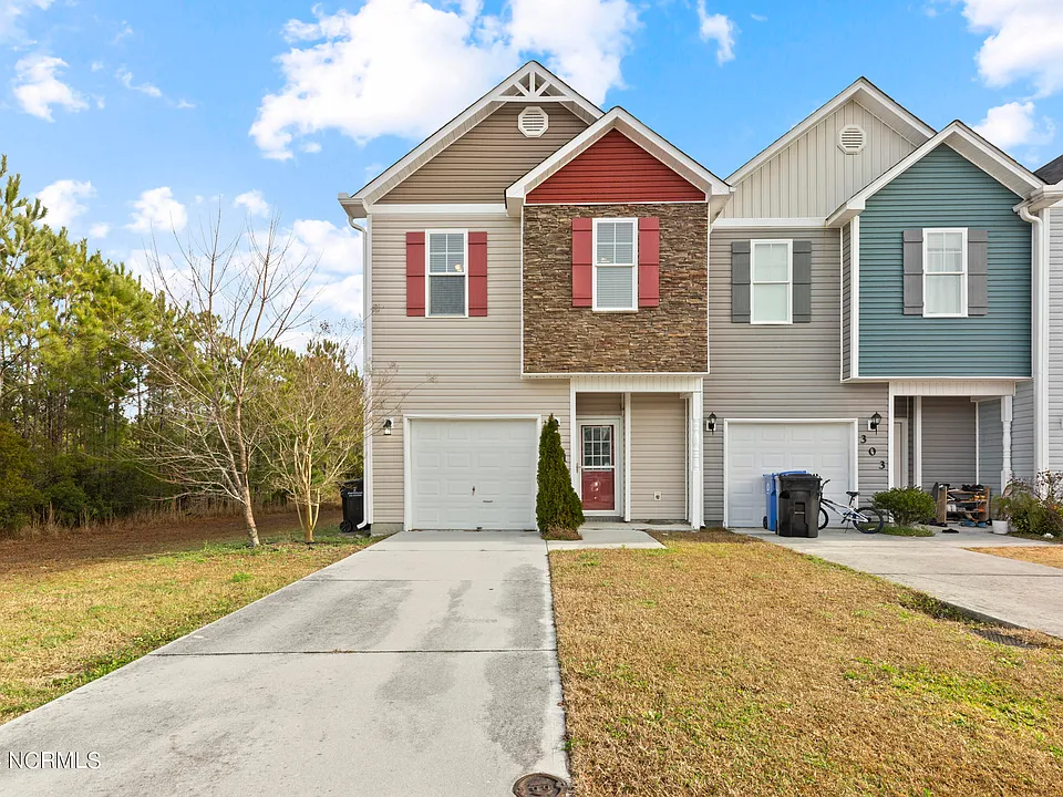 301 Cedar Island Trl
