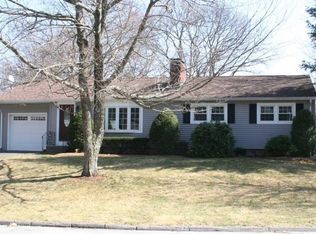 73 Topsfield Cir, Shrewsbury, MA 01545