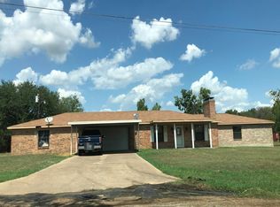 212 Paddock Dr, Mabank, TX 75156