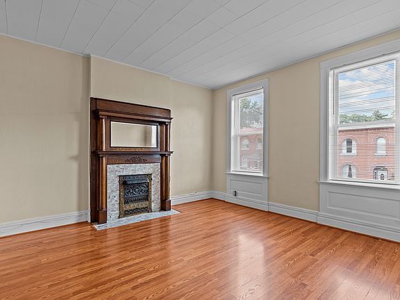 5th image of 2608 S Compton Ave #F2