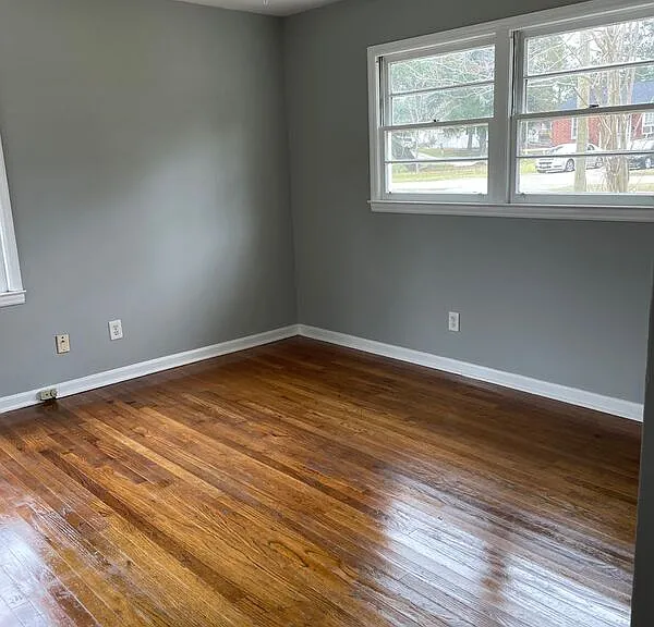 1089 Buist Ave — Photo 5