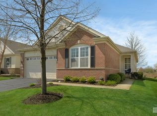 1400 Mansfield Dr, Aurora, IL 60502