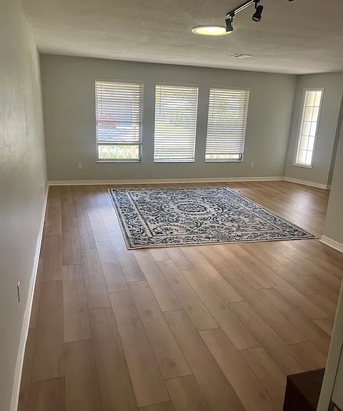 140 Patty Ann Blvd — Photo 6