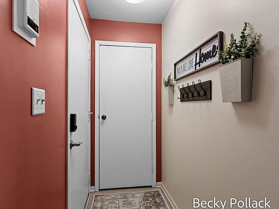 3rd image of 7500 Boulder Bluff Dr APT 2