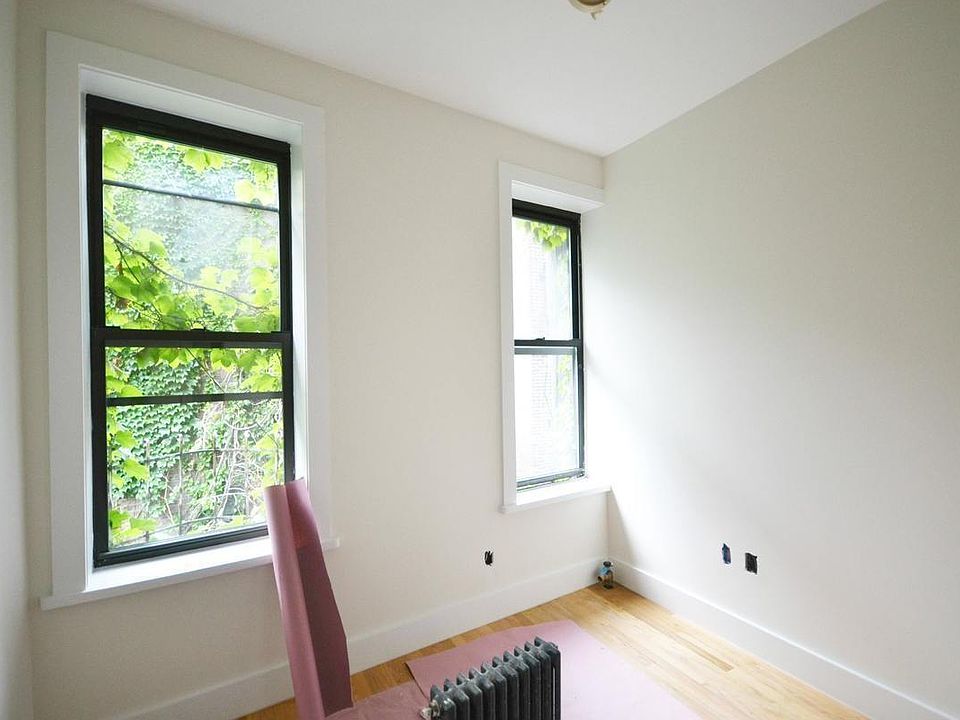 2nd image of 235 Elizabeth St APT 16