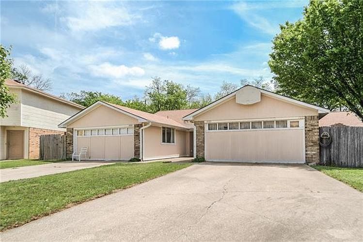 1st image of 1020 Vera Ct #1020