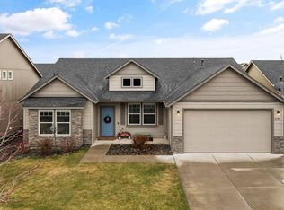 2388 NW Glen Oak Ave, Redmond, OR 97756