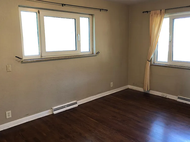 7990 Crest Dr — Photo 9