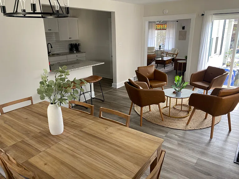 407 Walnut St — Photo 7