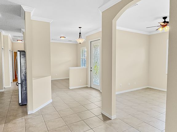 3rd image of 13600 Lucera Ct