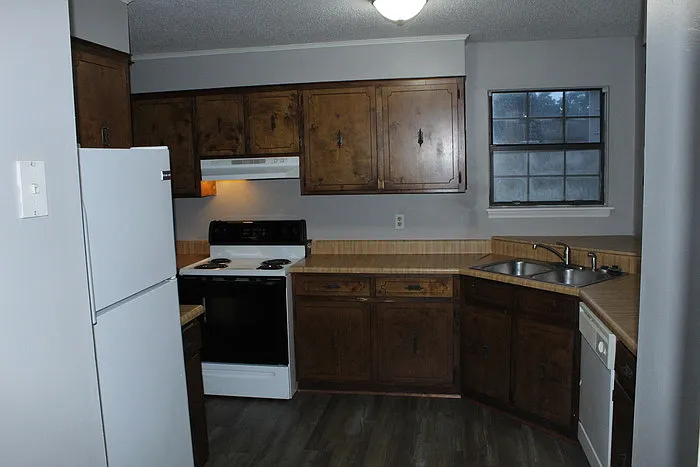 446 Pheasant Run Dr — Photo 18