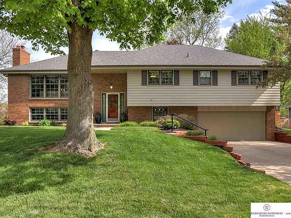 5th image of 12224 Izard St
