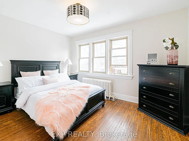 52 Proctor Blvd #MAIN — Photo 13